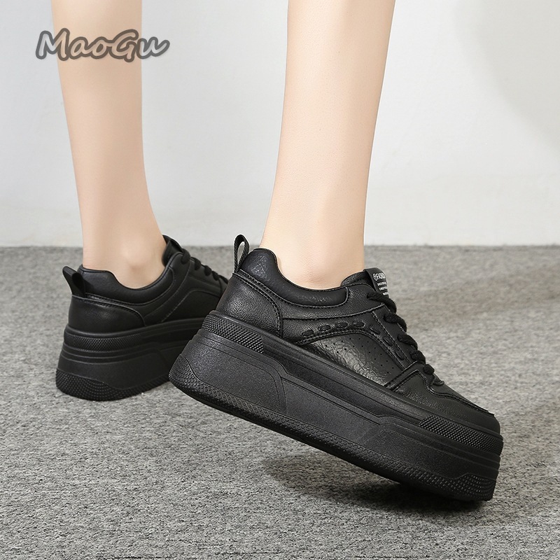 Białe sneakersy na platformie  – Wedge Espadrille Women recenzja i cena