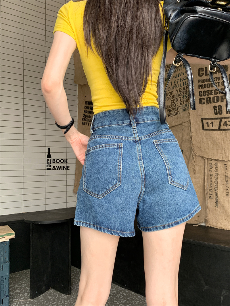 Niebieskie jeansowe szorty dam – Shorts Denim Frayed recenzja i cena