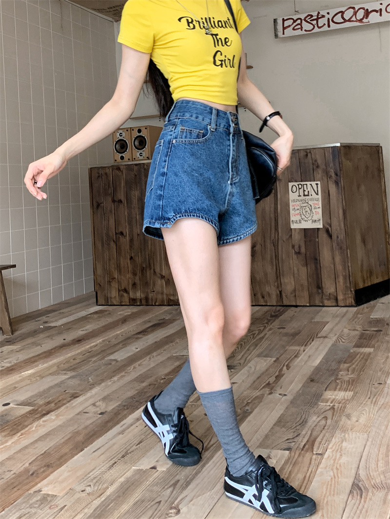 Niebieskie jeansowe szorty dam – Shorts Denim Frayed recenzja i cena
